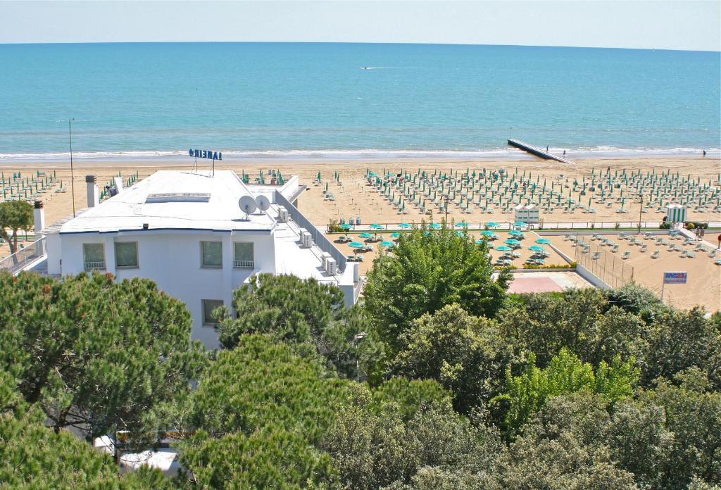 Hotel Janeiro Frontemare Lido di Jesolo Kültér fotó