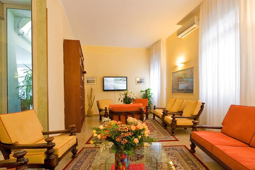 Hotel Janeiro Frontemare Lido di Jesolo Kültér fotó