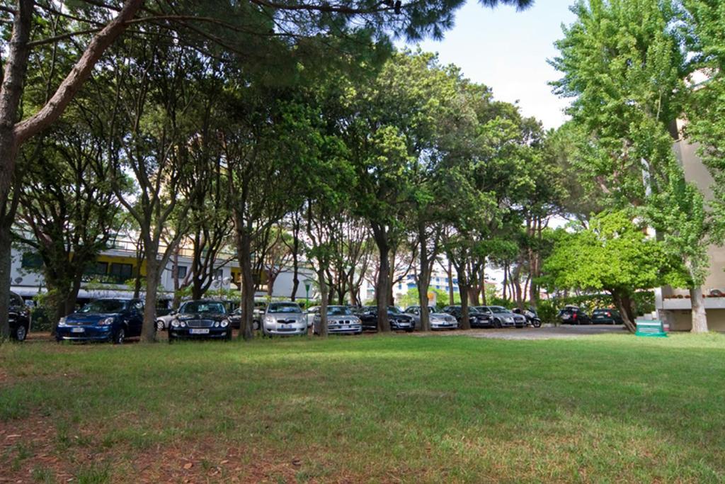 Hotel Janeiro Frontemare Lido di Jesolo Kültér fotó